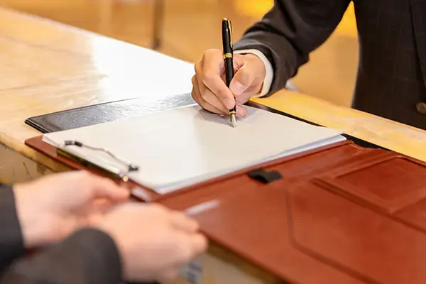 图瓦卢那边的人到南京旅游的价格是多少