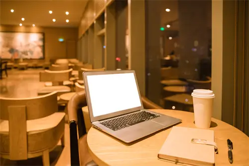 斯洛文尼亚那边的人到南京旅游的15日旅游攻略