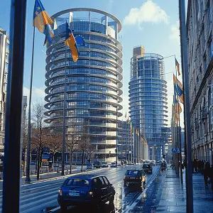 阿联酋那边的人到南京旅游的半个月旅游攻略