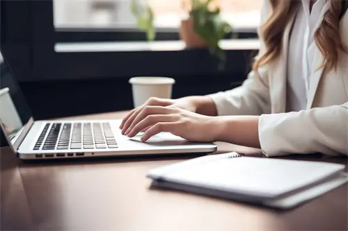 密克罗尼西亚那边的人到南京旅游要多少钱